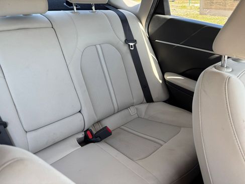 Used 2025 Hyundai Sonata SEL FWD image 38