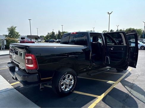 Used 2024 RAM 2500 Laramie AWD/4WD image 32