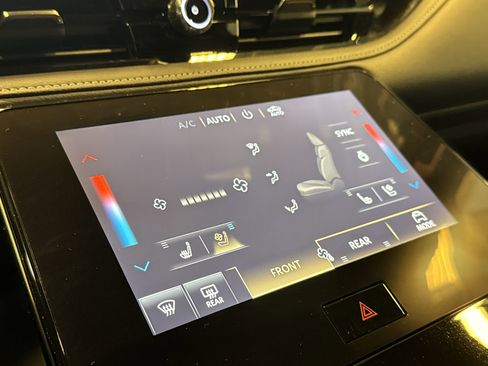 New 2026 INFINITI QX80 4WD image 19