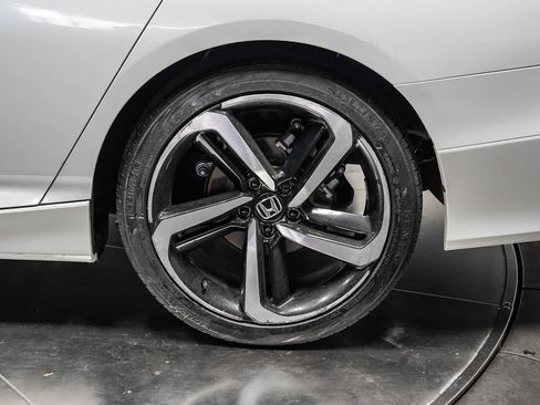 Used 2022 Honda Accord Sport image 10
