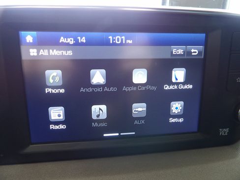 Used 2020 Hyundai Santa Fe SE AWD/4WD image 34