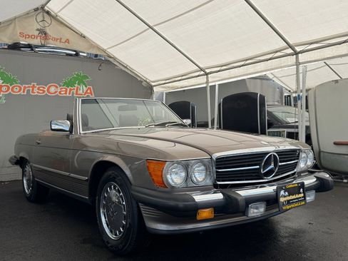 Used 1987 Mercedes-Benz 560 SL image 1