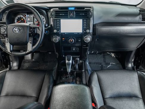 Used 2020 Toyota 4Runner TRD Off-Road Premium w/ Moonroof Package AWD/4WD image 16