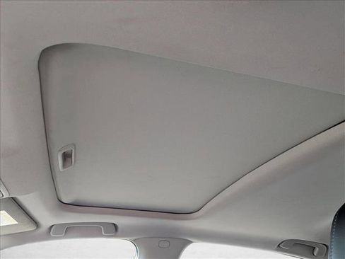 Used 2022 Honda Civic Touring image 15
