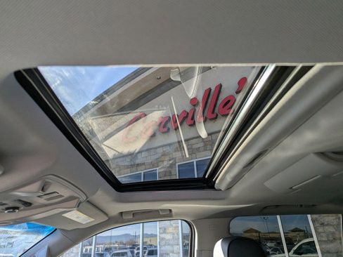 Used 2015 GMC Yukon Denali w/ Open Road Package image 24