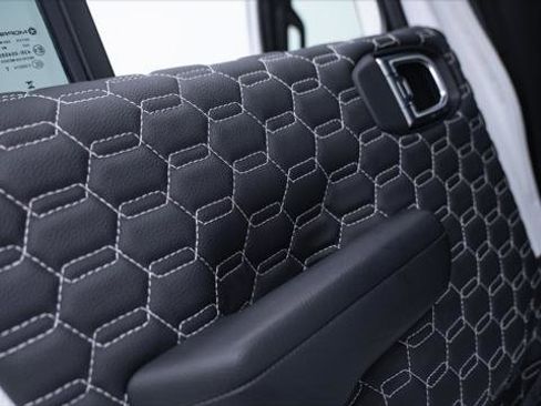 Used 2025 Jeep Gladiator Sport image 48