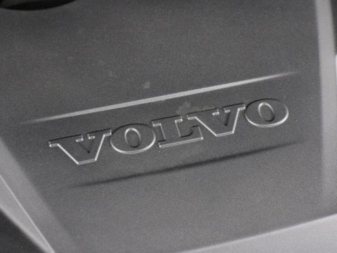 Certified 2023 Volvo XC90 T8 Ultimate AWD/4WD image 25