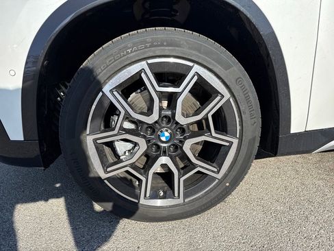 New 2026 BMW X1 xDrive28i w/ Technology Package image 9