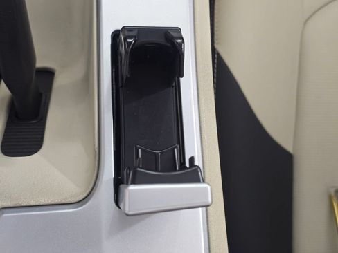 Used 2005 Chrysler Crossfire Limited RWD image 89