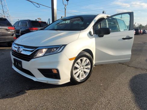 Used 2019 Honda Odyssey LX image 1
