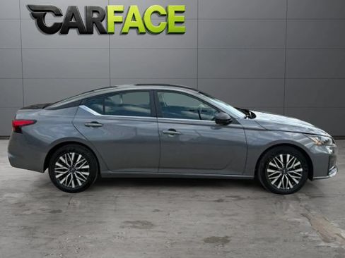 Used 2026 Nissan Altima 2.5 SV FWD image 8