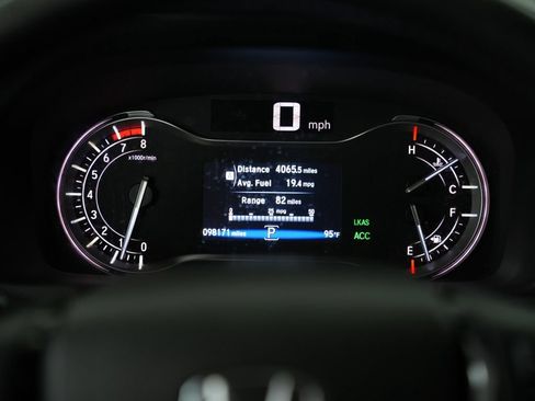 Used 2018 Honda Pilot Elite image 18