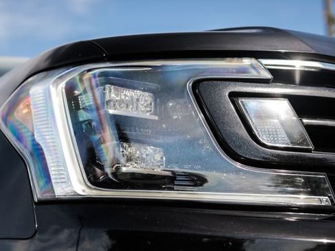 Used 2019 Ford Expedition Max Limited w/ Equipment Group 303A AWD/4WD image 11