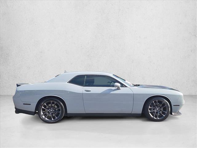 Used 2022 Dodge Challenger R/T Scat Pack RWD image 5