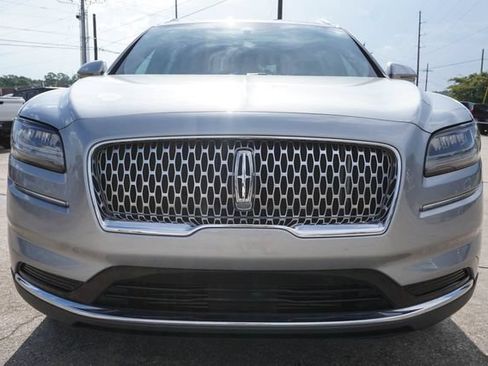 Used 2022 Lincoln Nautilus Reserve FWD image 10
