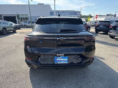 Used 2025 Chevrolet Equinox EV RS image 6