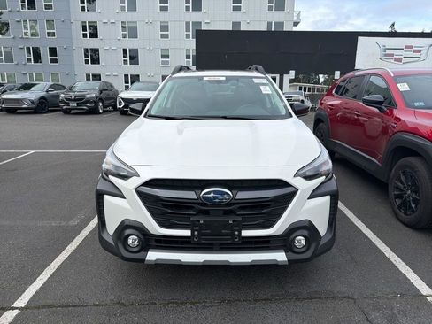 Used 2024 Subaru Outback Limited image 2