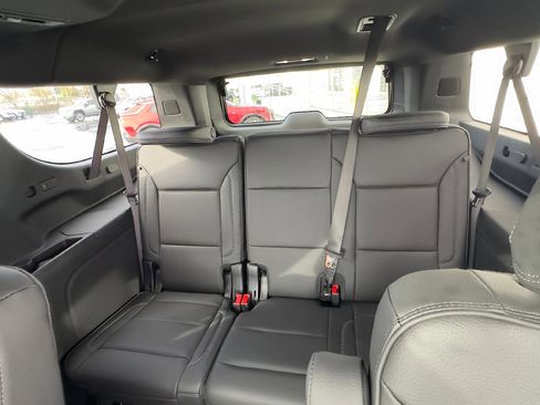 New 2026 GMC Yukon XL Denali w/ Sun & Power Step Package image 11