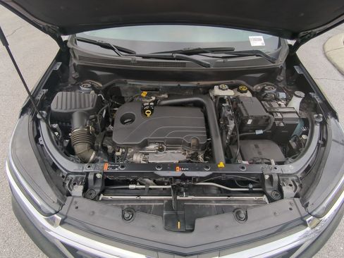 Used 2025 Chevrolet Trax RS w/ Driver Confidence Package image 31