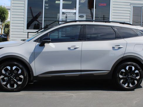 Used 2023 Kia Sportage X-Line w/ X-Line Premium Package AWD/4WD image 3