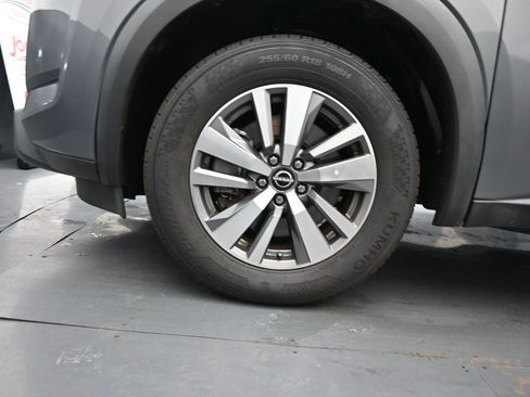 Used 2023 Nissan Pathfinder SL image 12