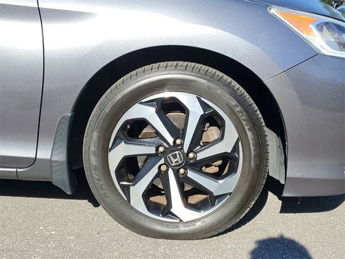 Used 2017 Honda Accord EX-L image 6