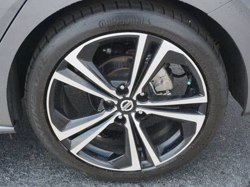 Certified 2023 Nissan Sentra SR w/ SR Premium Package image 14