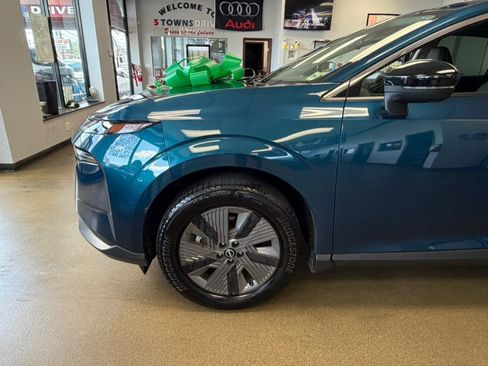 Used 2025 Nissan Murano SL w/ Cargo Package AWD/4WD image 9