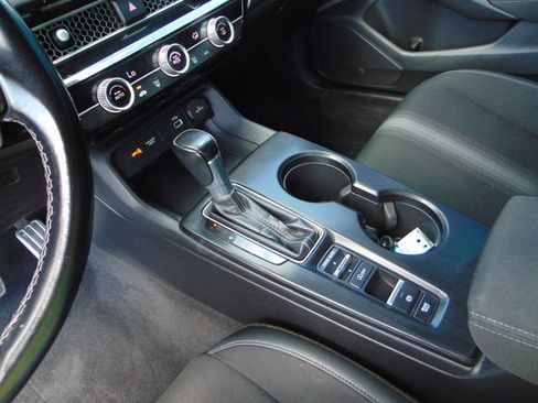 Used 2022 Honda Civic Sport image 14