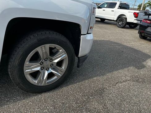 Used 2018 Chevrolet Silverado 1500 Custom w/ Texas Edition image 3