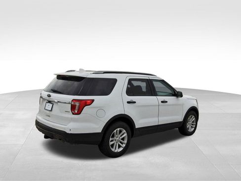 Used 2016 Ford Explorer 4WD image 4