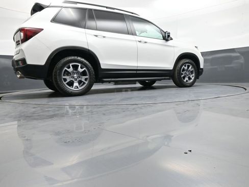 Certified 2023 Honda Passport TrailSport image 30