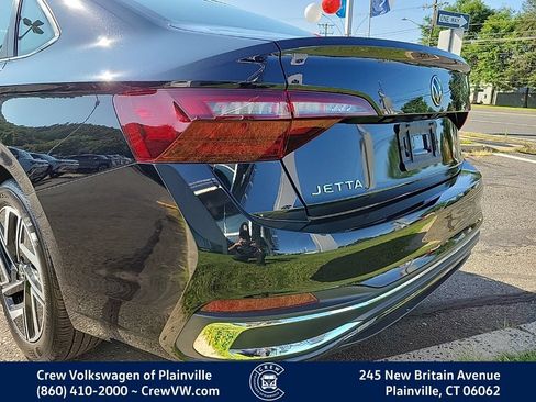 Certified 2022 Volkswagen Jetta SEL FWD image 27