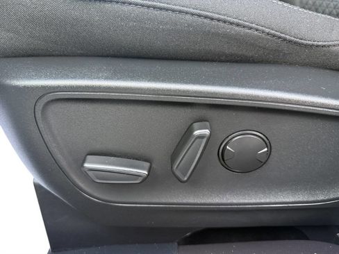 Used 2023 Ford Escape Active image 10