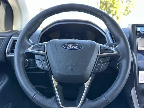 Used 2023 Ford Edge SEL w/ Convenience Package image 28
