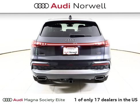 Used 2025 Audi Q5 Premium Plus w/ Premium Plus AWD/4WD image 15