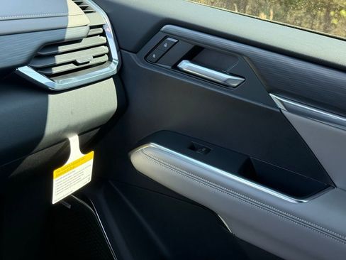 New 2026 GMC Acadia Elevation w/ Super Cruise Package image 32