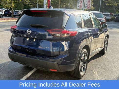 Used 2025 Nissan Rogue SV AWD/4WD image 8