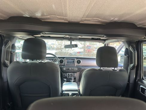 Used 2021 Jeep Wrangler Unlimited Sport S image 16