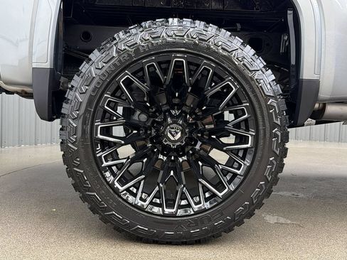 Used 2026 GMC Sierra 1500 Denali Ultimate AWD/4WD image 11