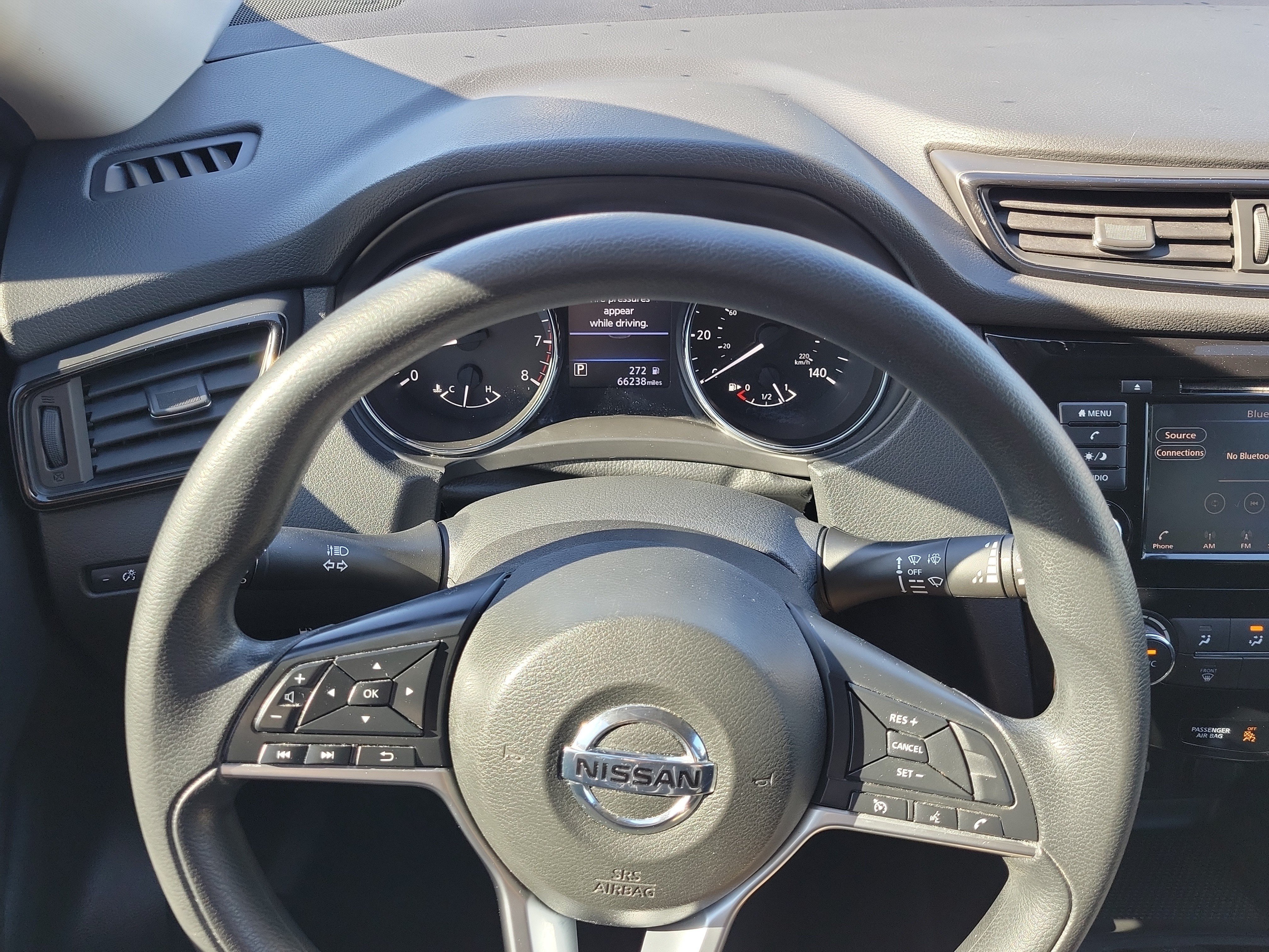 Used 2020 Nissan Rogue S FWD image 22
