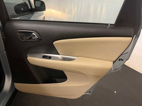 Used 2013 Dodge Journey American Value Package w/ Flexible Seating Group image 26