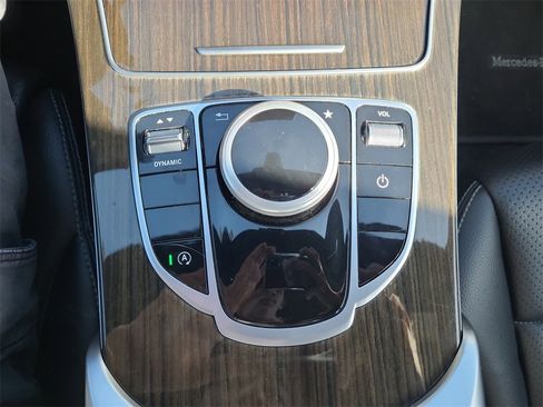 Used 2018 Mercedes-Benz C 300 4MATIC Sedan image 23