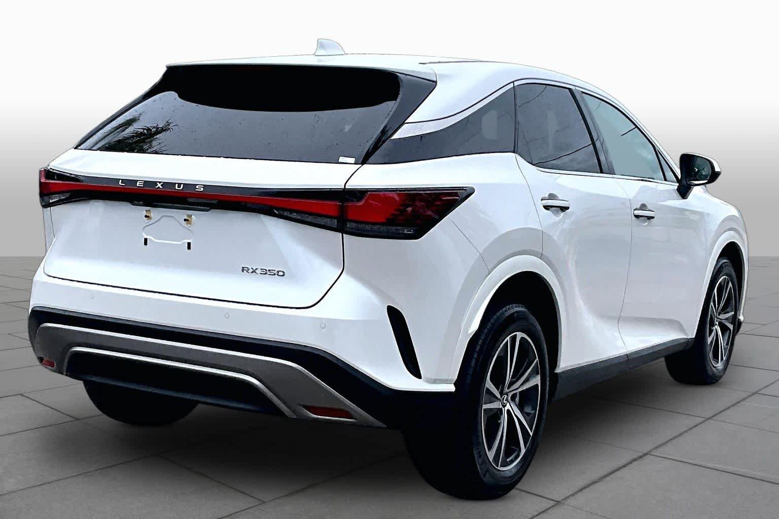 Used 2024 Lexus RX 350 FWD w/ Technology Package image 13