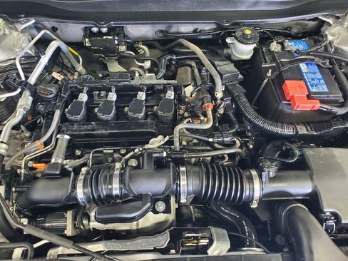 Used 2022 Honda Accord Sport image 4