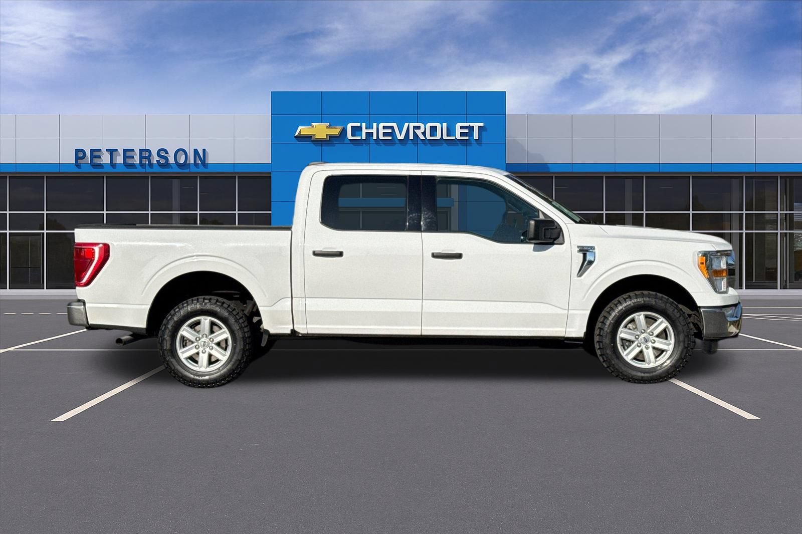 Used 2022 Ford F150 XLT w/ Equipment Group 301A Mid AWD/4WD image 3