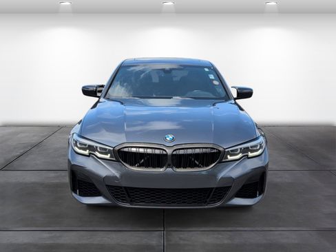 Used 2019 BMW 330i xDrive Sedan w/ Convenience Package AWD/4WD image 4