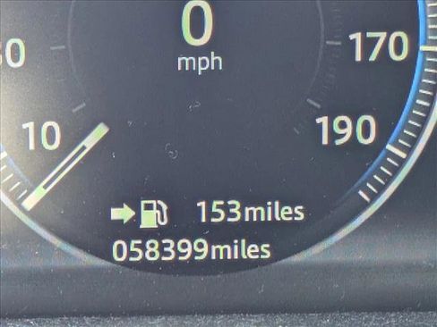 Used 2017 Jaguar F-PACE Prestige image 10