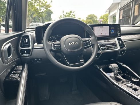 Certified 2023 Kia Sorento SX FWD image 27
