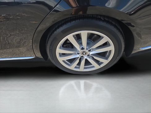 Used 2023 Mercedes-Benz S 500 4MATIC image 32